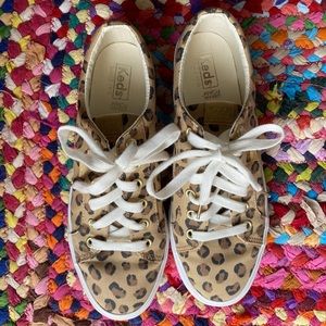 Leopard canvas sneakers